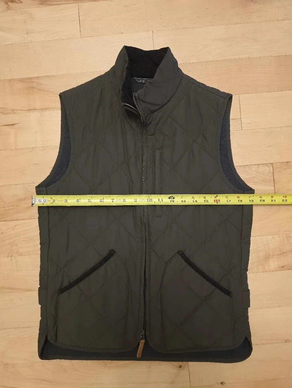 J.Crew Sussex Quilted Vest Dark Olive Corduroy Collar Men's XS